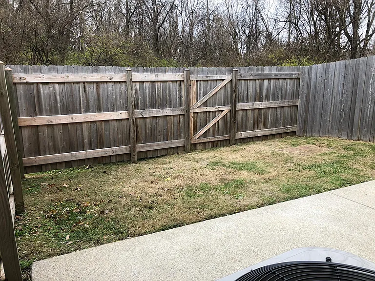 3853 Boston Rd — Photo 33