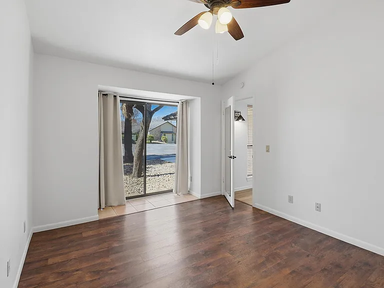 100 Bay Point Dr #3 — Photo 19