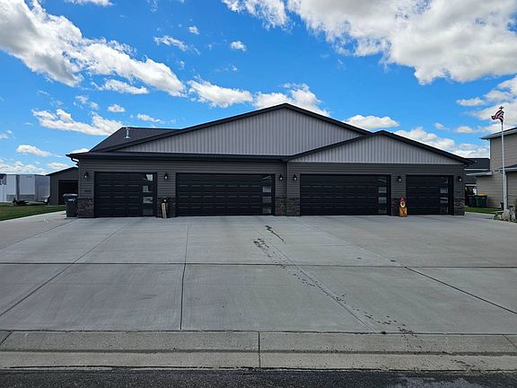 2nd image of 3809 Gale Cir SE