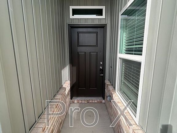 3rd image of 112 NW 67th Ave