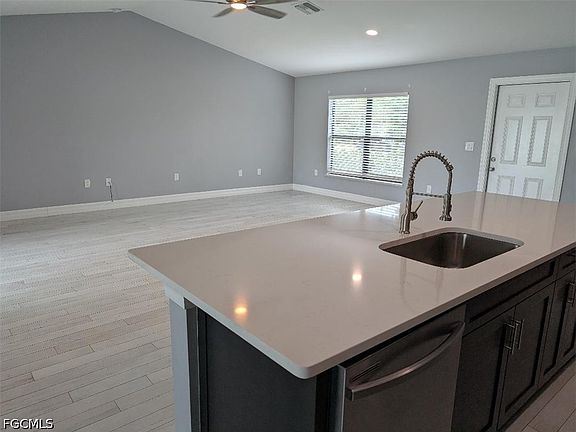 5th image of 12866 Iona Rd