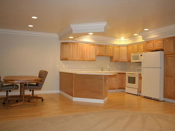 2nd image of 4505 Central Ave