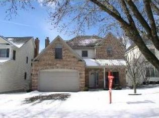 948 S Fern Ave, Elmhurst, IL