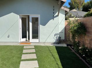 17739 Victory Blvd, Reseda, CA 91335