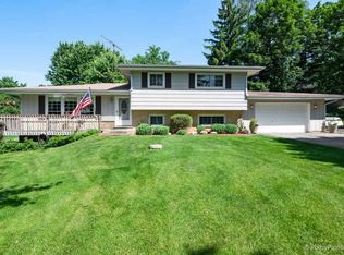 37W180 Almora Ter, Elgin, IL 60124
