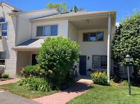66 Railroad Ave #66