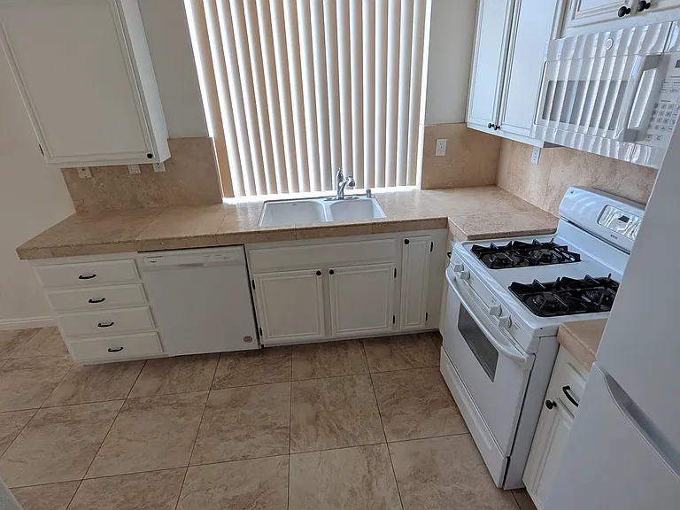 8715 Westmore Rd #7 — Photo 17