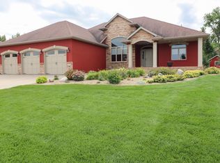 4473 66th St S, Fargo, ND 58104