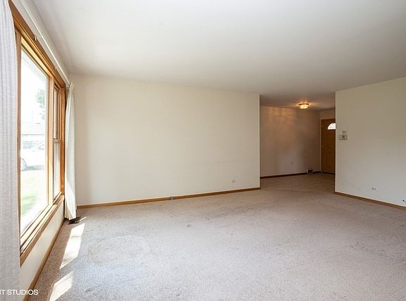 5th image of 761 Cordial Dr