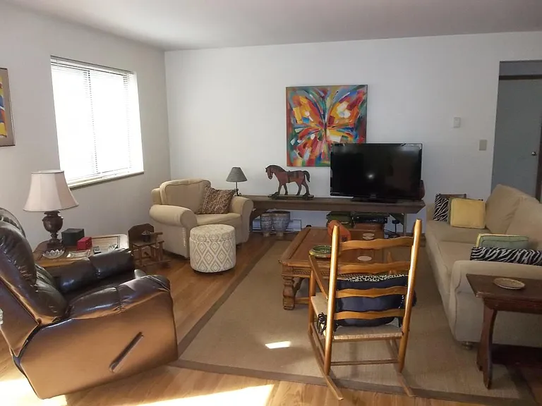 5098 Budd St — Photo 7