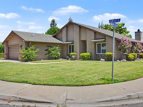 3rd image of 1240 Forest Dr