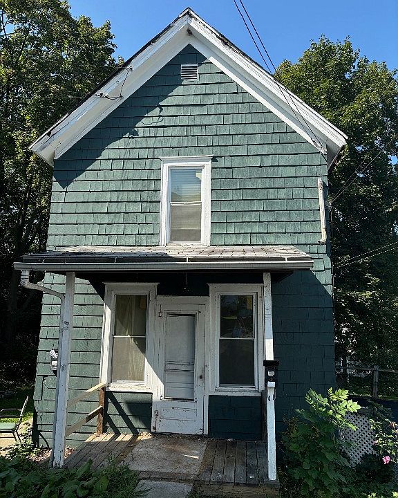 2nd image of 22 High St