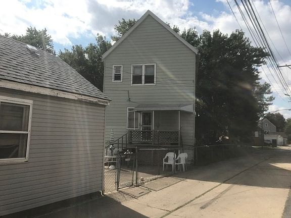 5th image of 5021 N McVicker Ave