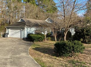 206 Esquire Ct, New Bern, NC 28562