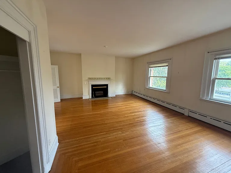 1716 Beacon St #2B — Photo 22