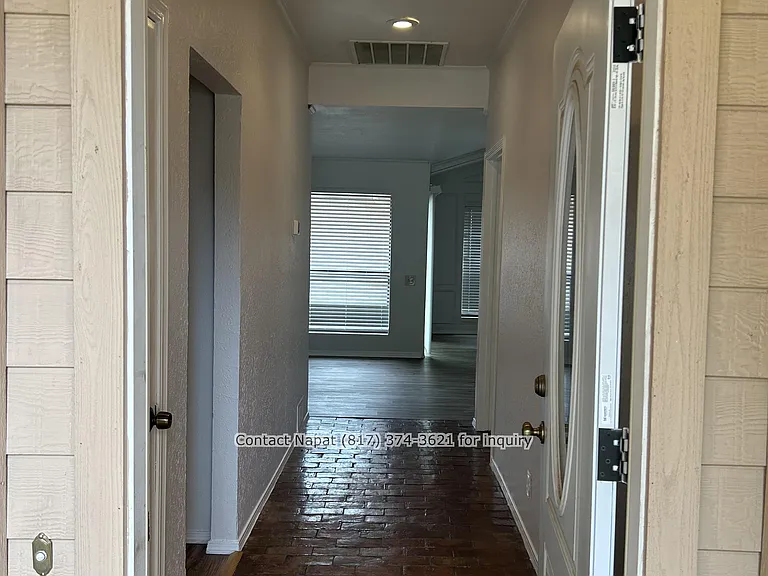 16410 Lauder Ln — Photo 2