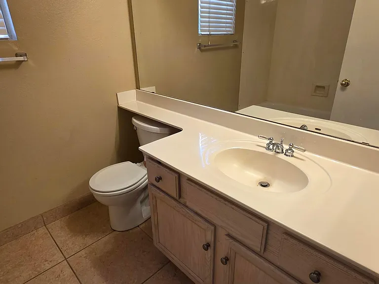 9163 W Davis Rd — Photo 13