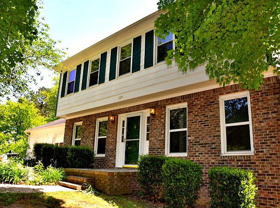 5th image of 120 N Lake Dr