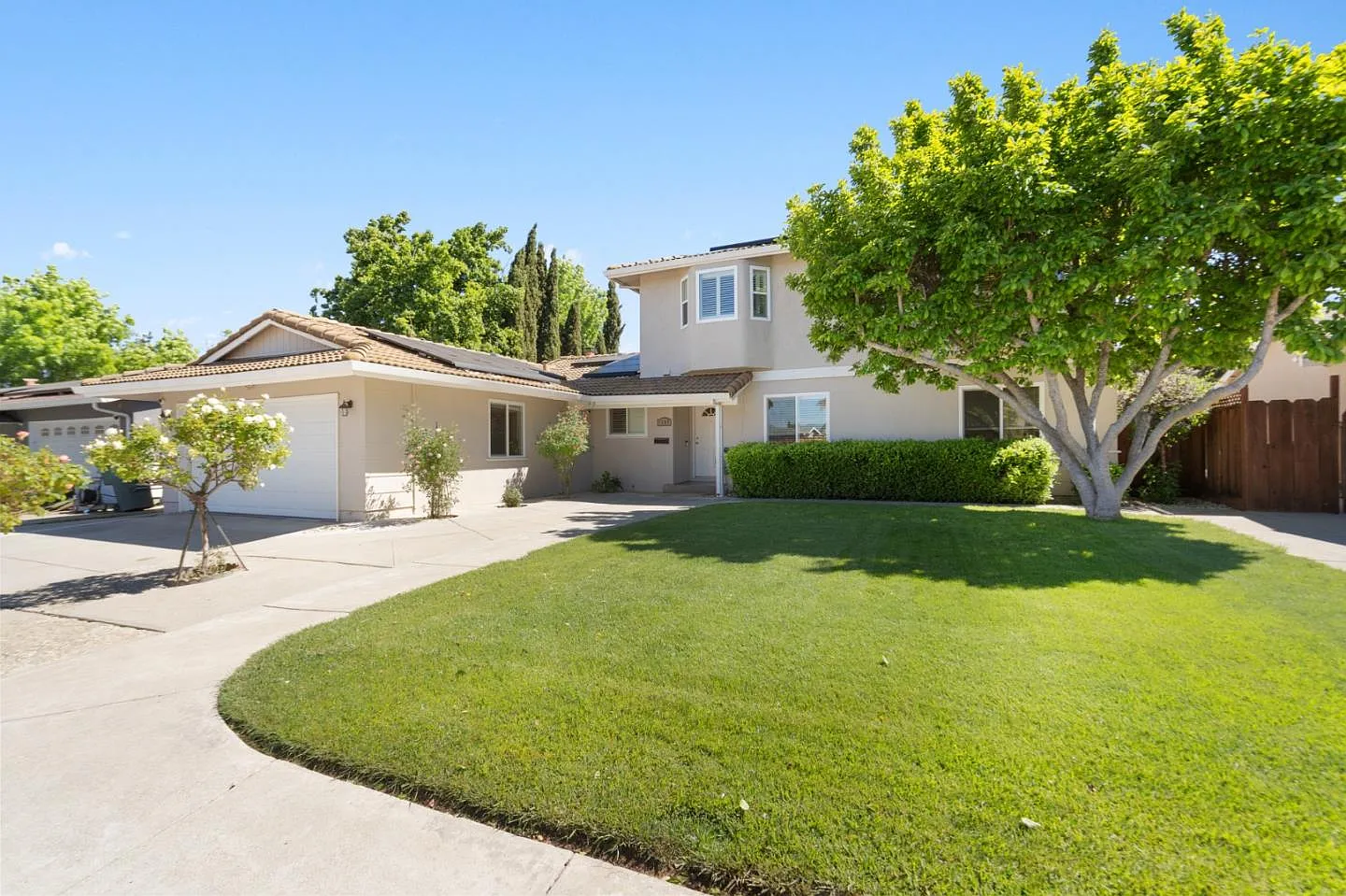 1208 Swaner Dr photo 1