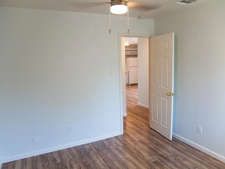 5300 Indio Cv #C — Photo 12