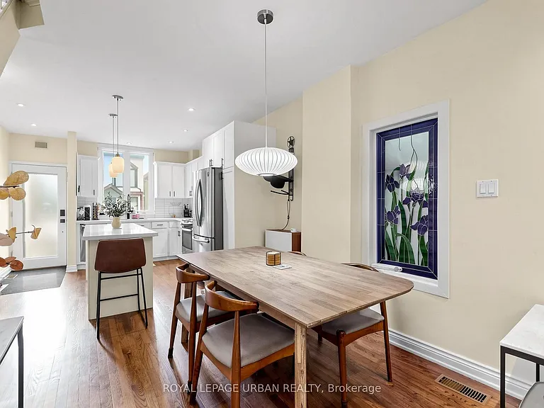 24 Cavell Ave — Photo 5