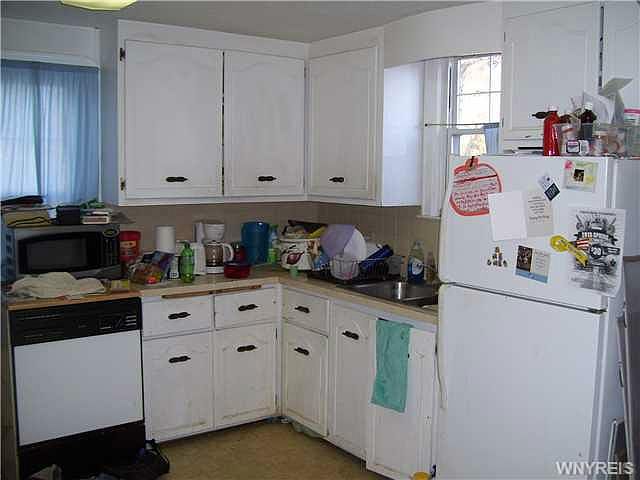 2nd image of 1751 Kensington Ave