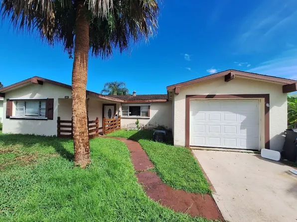 115 SE Camino Street, Port St Lucie, FL 34952