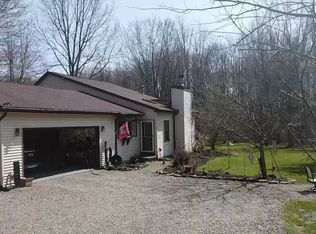 45 Short Rd, West Falls, NY 14170