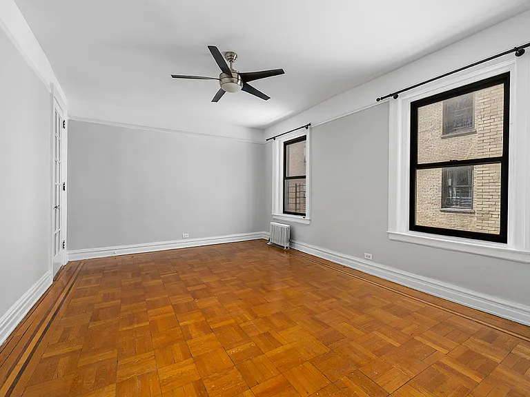 70 Haven Ave #4B — Photo 3