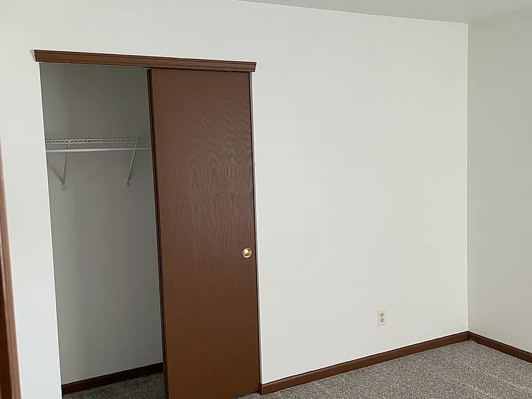 7520 Liquori Ct — Photo 39