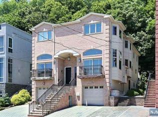 764 Undercliff Ave #B, Edgewater, NJ 07020