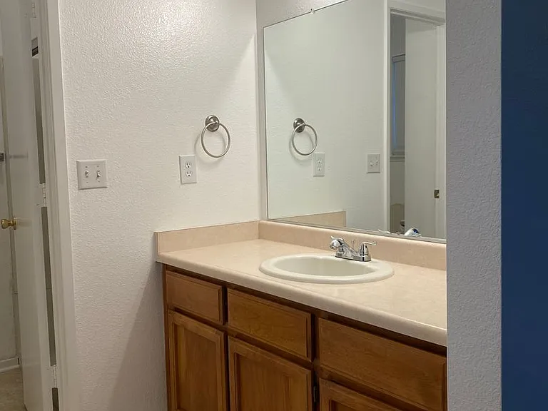 20612 McCoy Rd — Photo 11