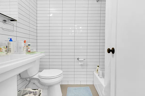 Rented by Highline Residential | media 13