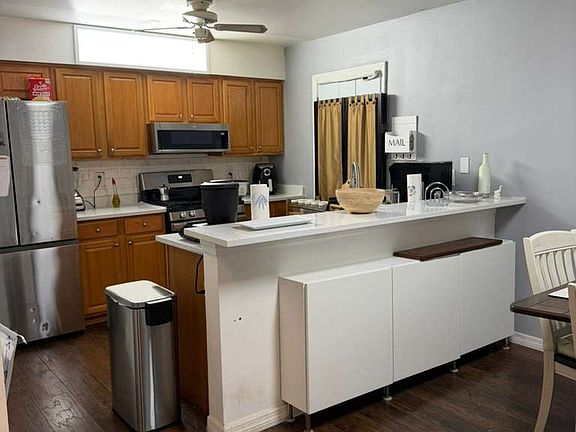 5th image of 10137 Donhill Ct