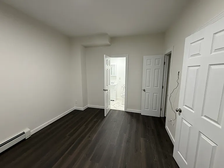 128 Campbell Ave #2 — Photo 7