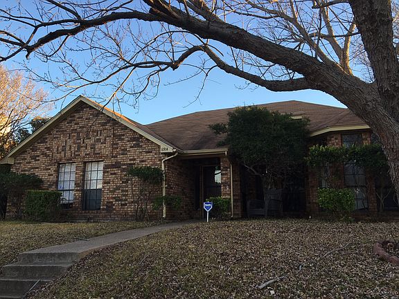 2nd image of 8914 Pine Forest Dr