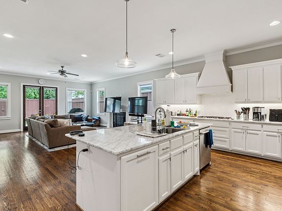 4th image of 6030 Vickery Blvd