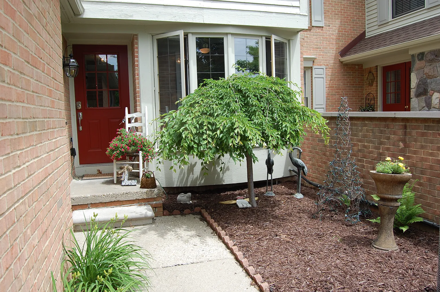 4523 Golf View Dr photo 1