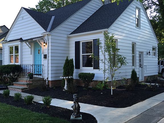 3rd image of 4670 W 226th St
