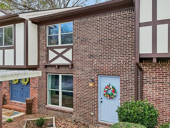 2nd image of 3758 Haven View Cir