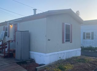 566 Western Ave #3, Henniker, NH 03242