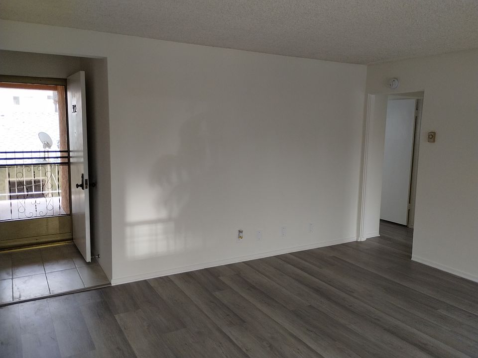 1st image of 100 Loma Ave Unit 302
