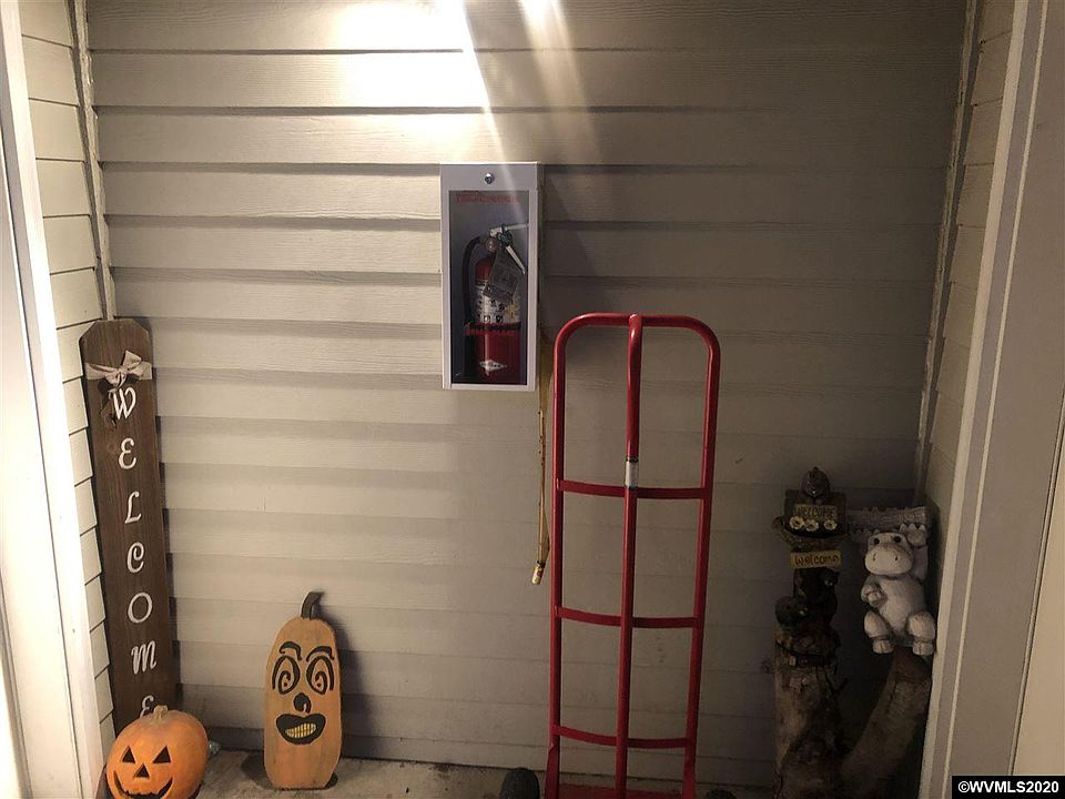 1639 Main St Sweet Home OR Zillow