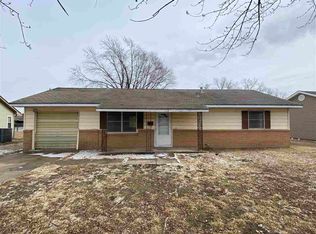 1422 Colorado Ave, Blackwell, OK 74631