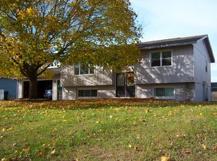 15713 Ronny Rd, Grand Haven, MI 49417