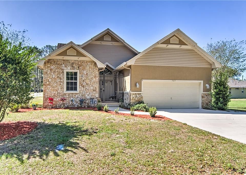 1st image of 707 Terrace Dr