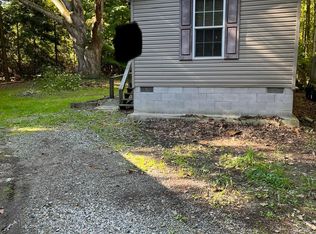 5841 Stoddard Hayes Rd, Farmdale, OH 44417