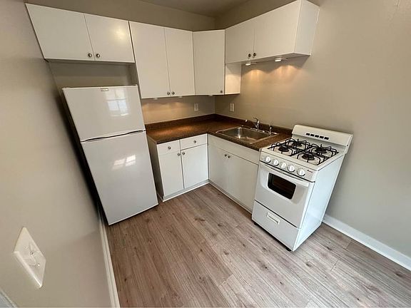2nd image of 11816 Carrington Ave