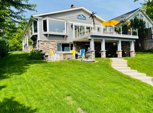 W190S7262 Lochcrest Blvd, Muskego, WI 53150