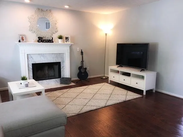 454 Bishea Ct — Photo 3